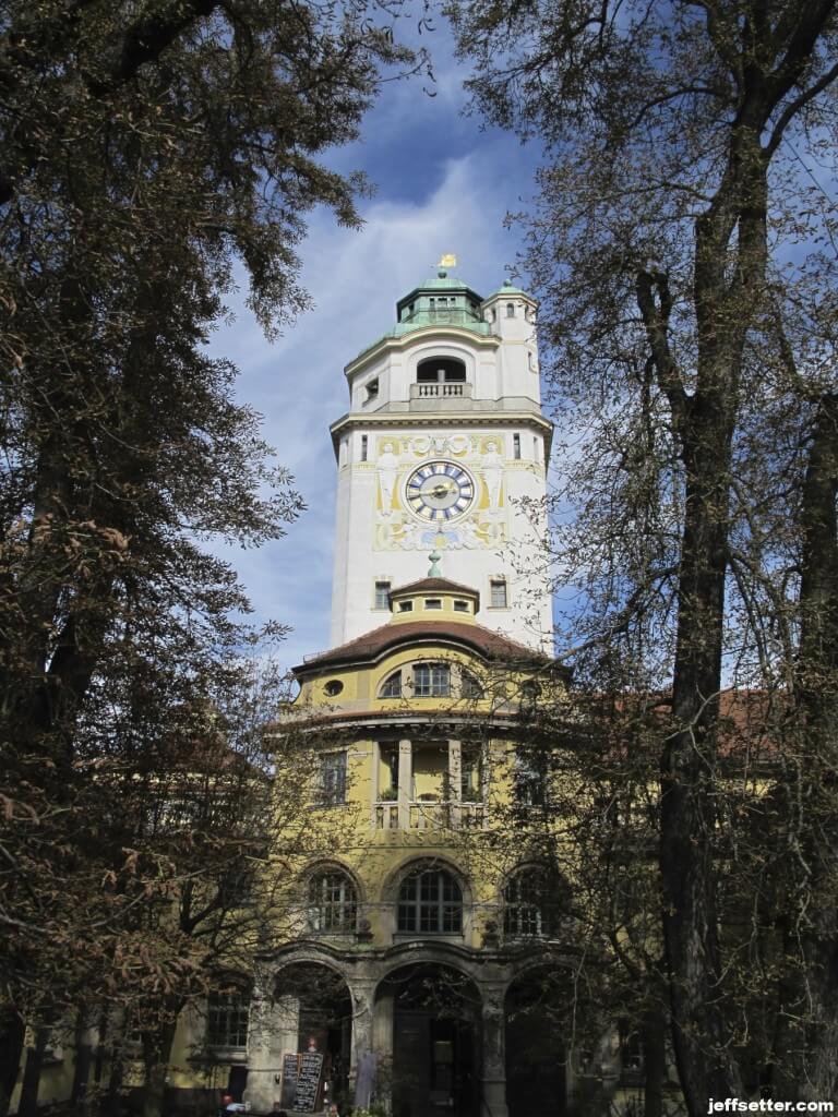 Cool Church on my way to get Lederhosen