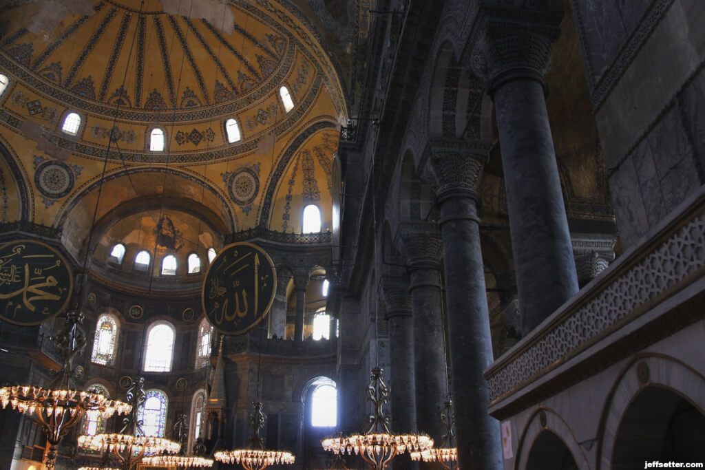 Beautfiul walls in Hagia Sofia