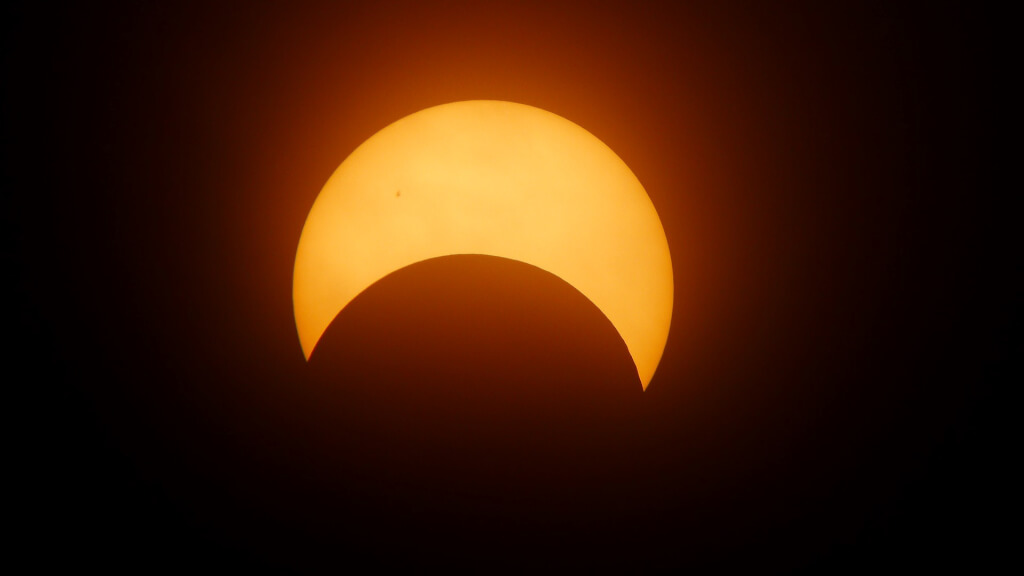 Viewing the Great American Eclipse in Hawaii