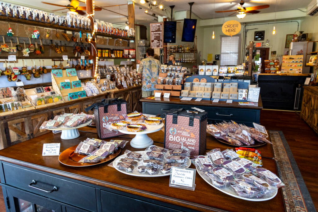 Visiting the Puna Chocolate Hilo Store