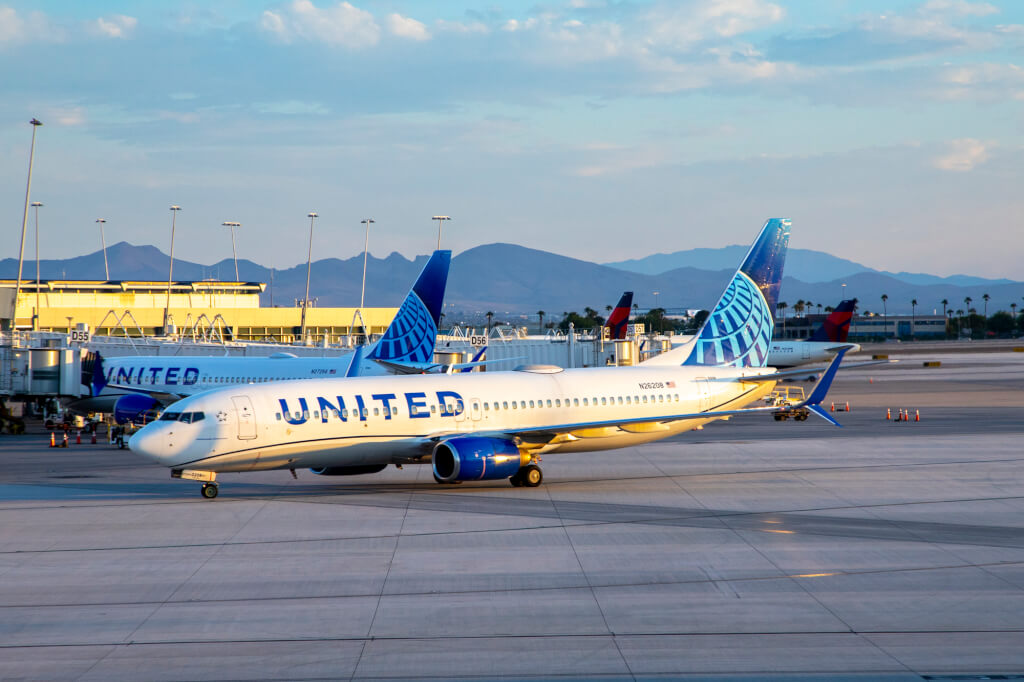 United is Ending SNA to HNL Service