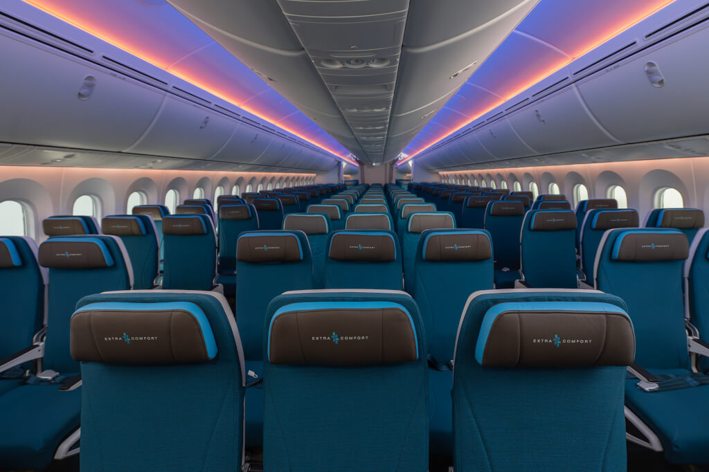 Hawaiian 787 Interior Main Cabin