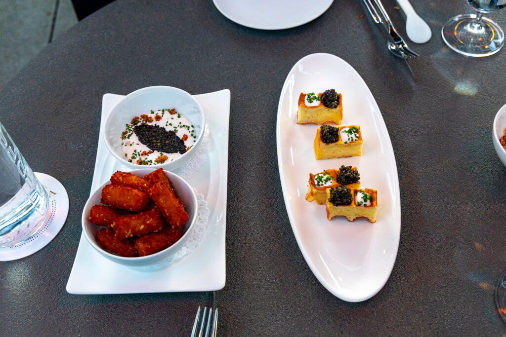 Regiis Ova Caviar and Champagne Lounge