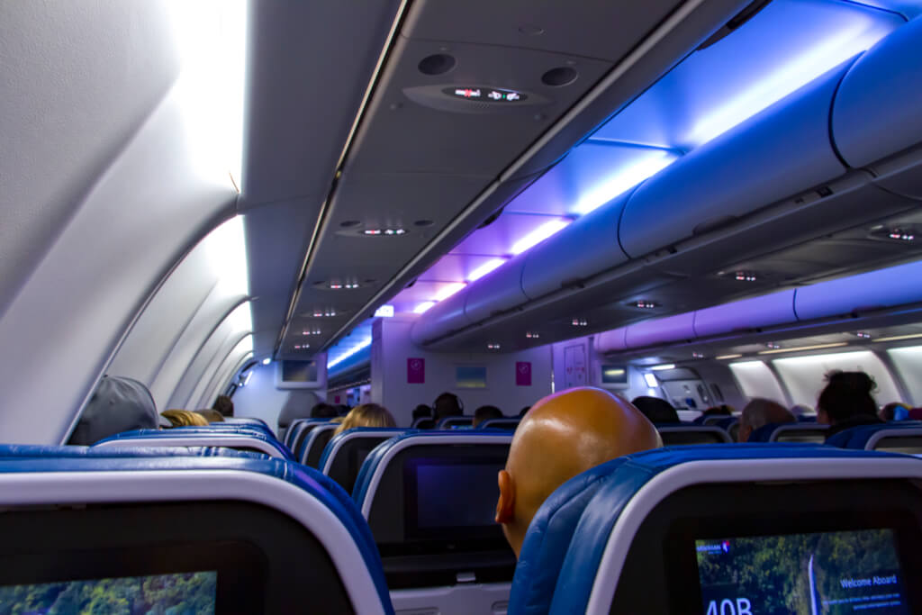 Alaska vs Hawaii-main cabin comparison