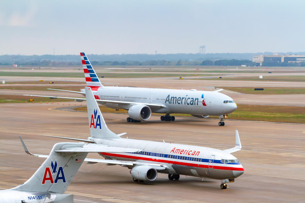 American Airlines Boeing 777, Boeing 737, and McDonnell Douglas MD80