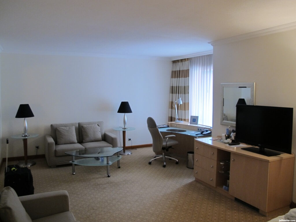 Rest of the room at Hilton Munich City