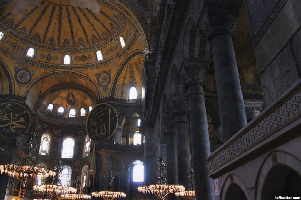 Beautfiul walls in Hagia Sofia