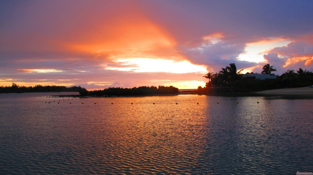 Jeffsetter used Credit Card Bonuses to fly to Mauritius