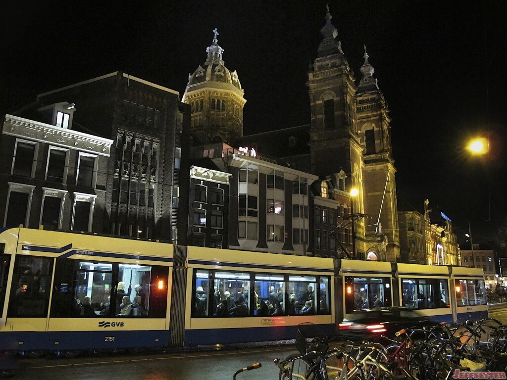 Tram at City Center