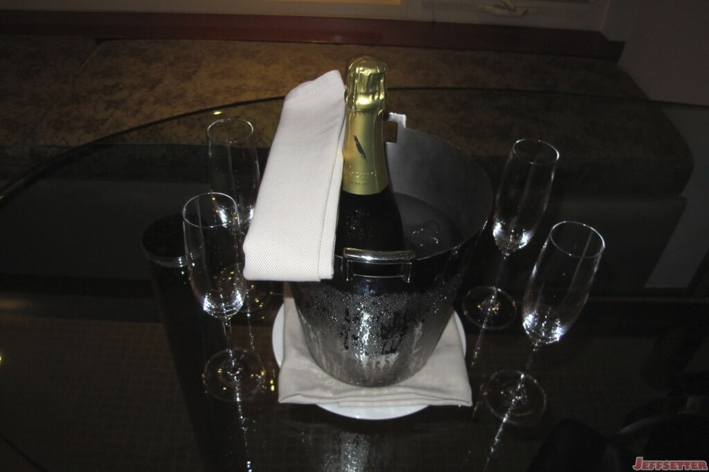 Complimentary Sparkling Wine at the Park Hyatt Chicago