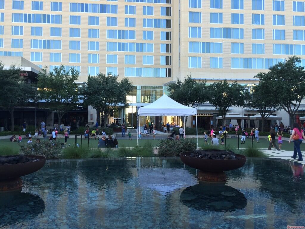 Fountain View from City Center looking over Hotel Sorella