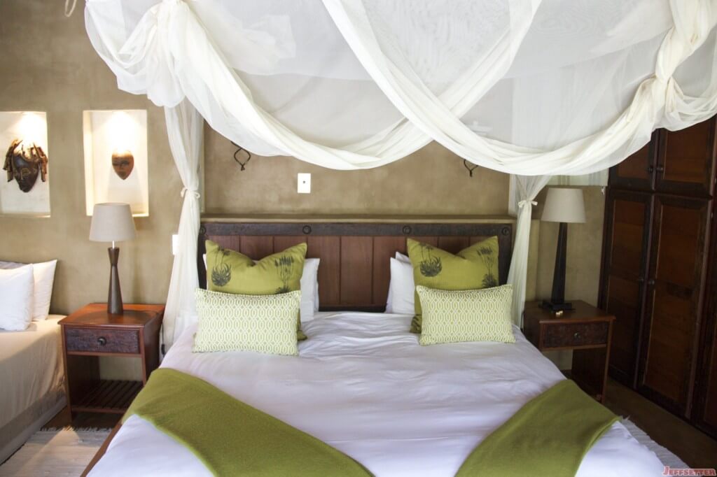 Vuyani Lodge 23