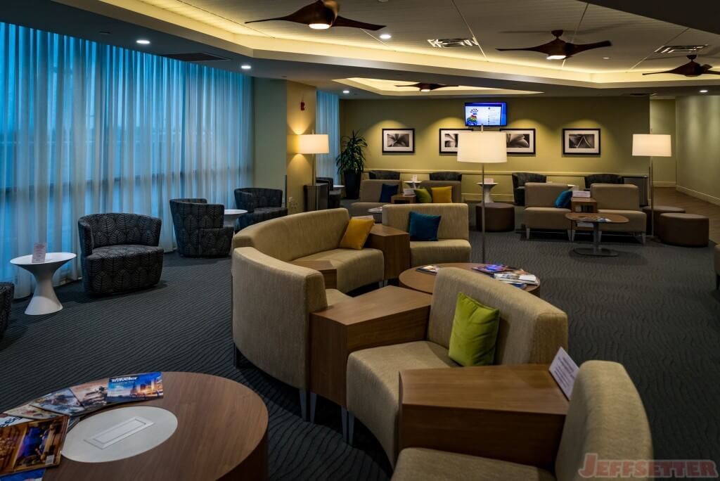 Hawaiian Airlines Plumeria Business Lounge