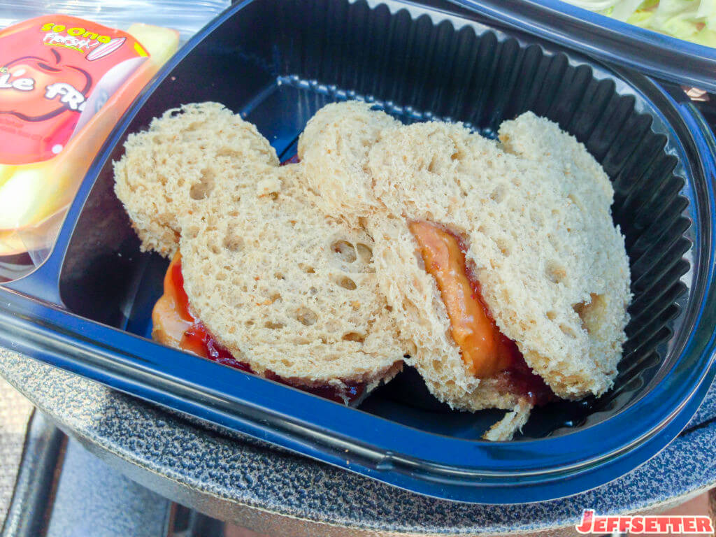 Mickey PB&J with apple slices