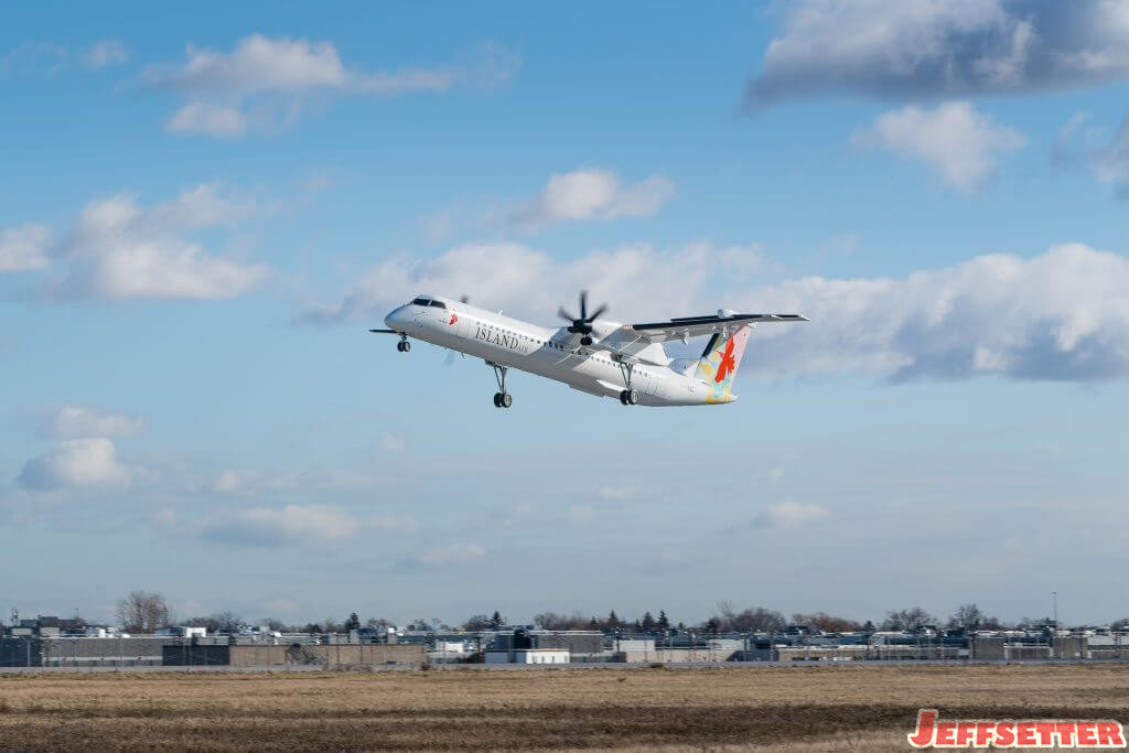 Island Air Accepts First Q400