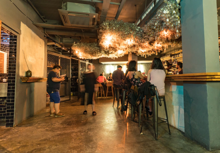 4 Epic Singapore Cocktail Bars Jeffsetter Travel