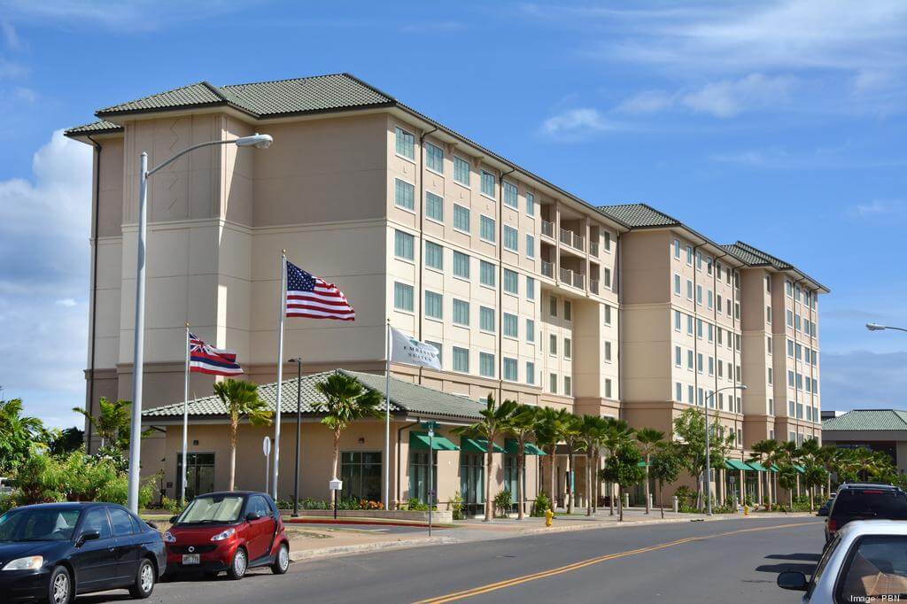 Second Oahu Embassy Suites Opens