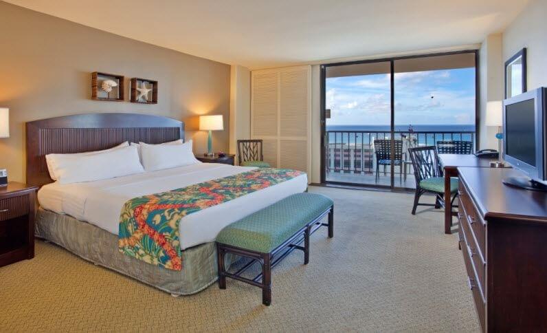 Holiday Inn Resort Waikiki Beachcomber is Rebranding