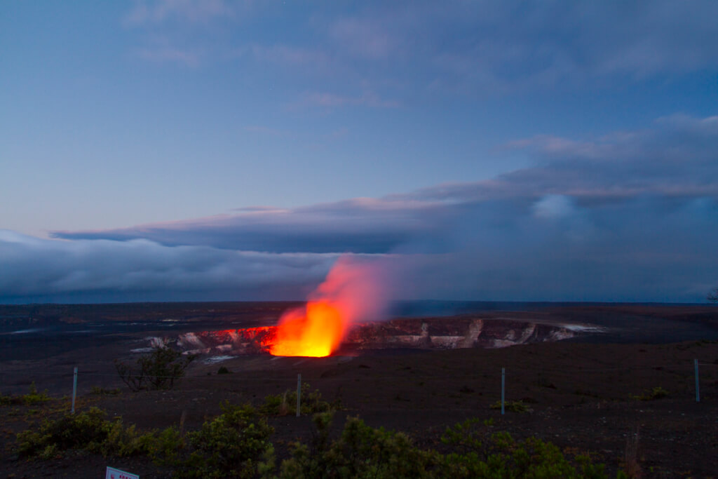 Hawaii Volcanoes National Park Closes