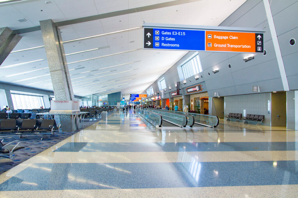 The Club at LAS Terminal 3