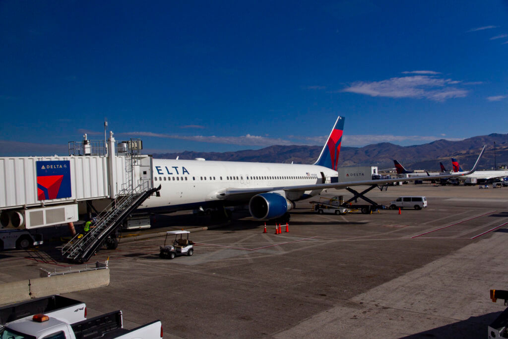 Delta Air Lines 2767 SLC-HNL