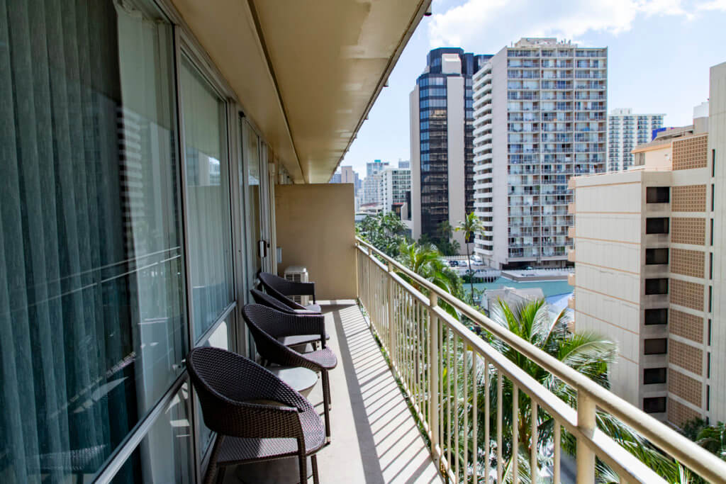 Courtyard Waikiki 1-Bedroom Suite