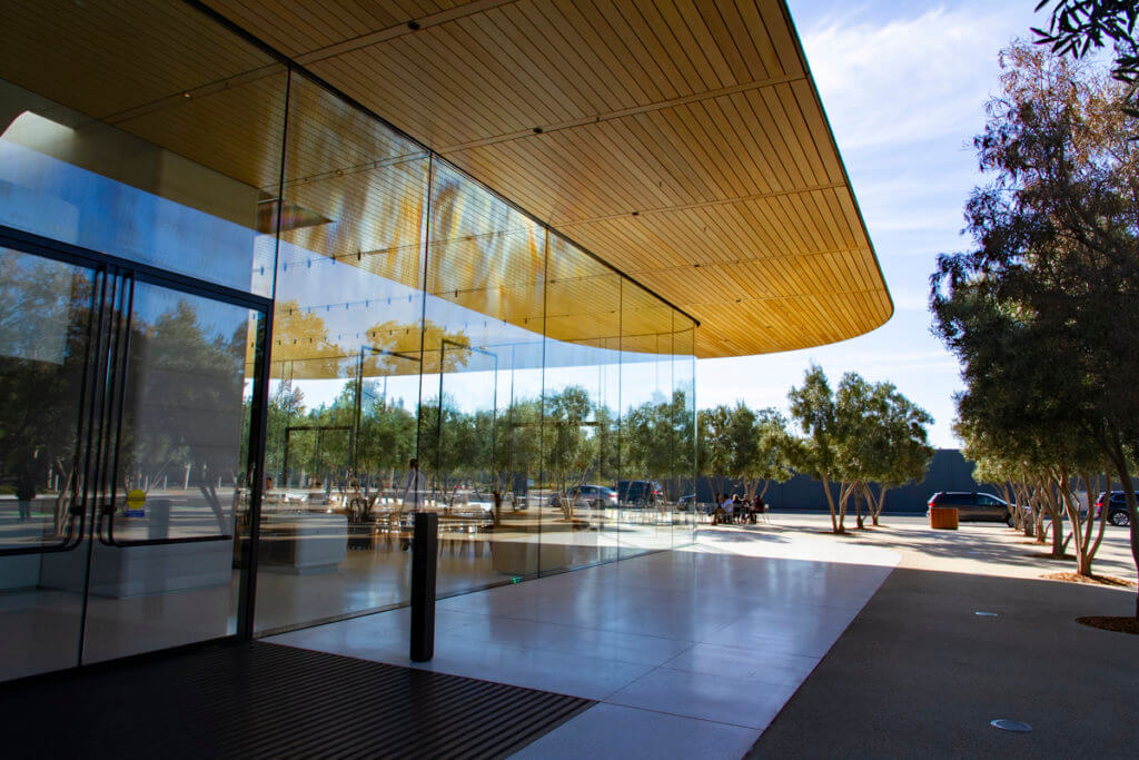 apple park guided tour