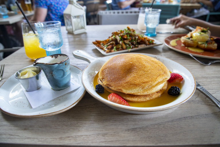 Review Herringbone Waikiki Brunch Jeffsetter Travel