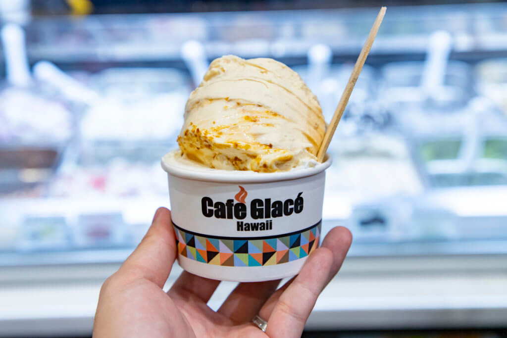 Cafe Glace Waikiki Beach Walk