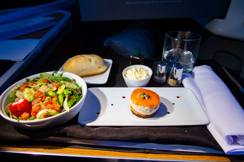 Hawaii Airline Catering Workers Vote to Strike