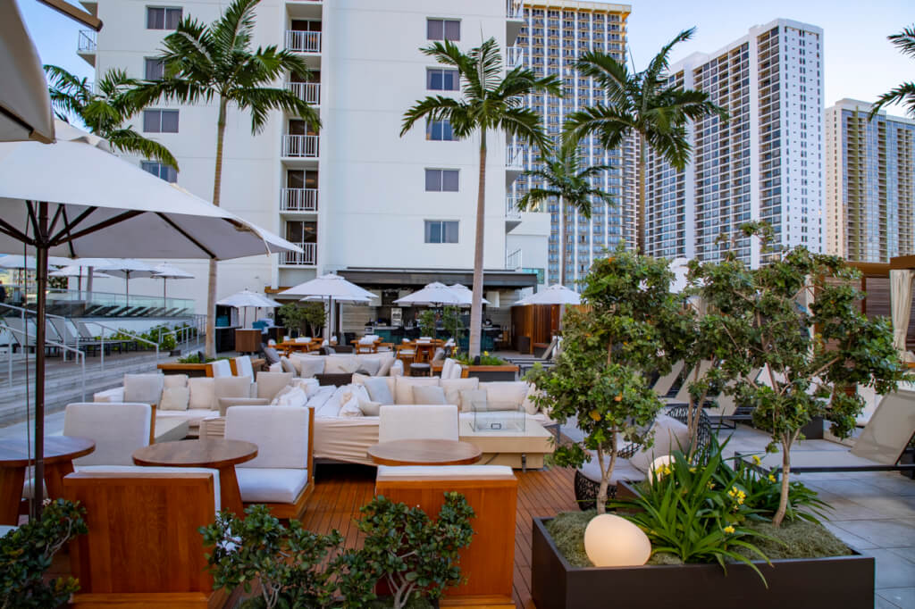 Hotel Review Alohilani Resort Waikiki Jeffsetter Travel