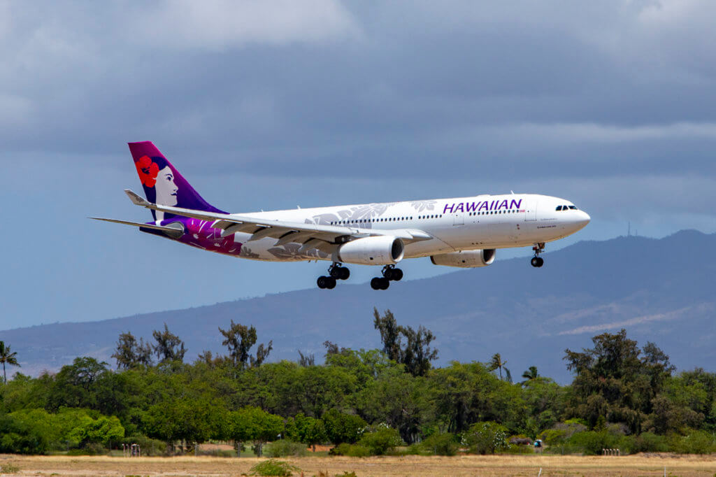 Hawaiian Airlines to Cease Most Flights