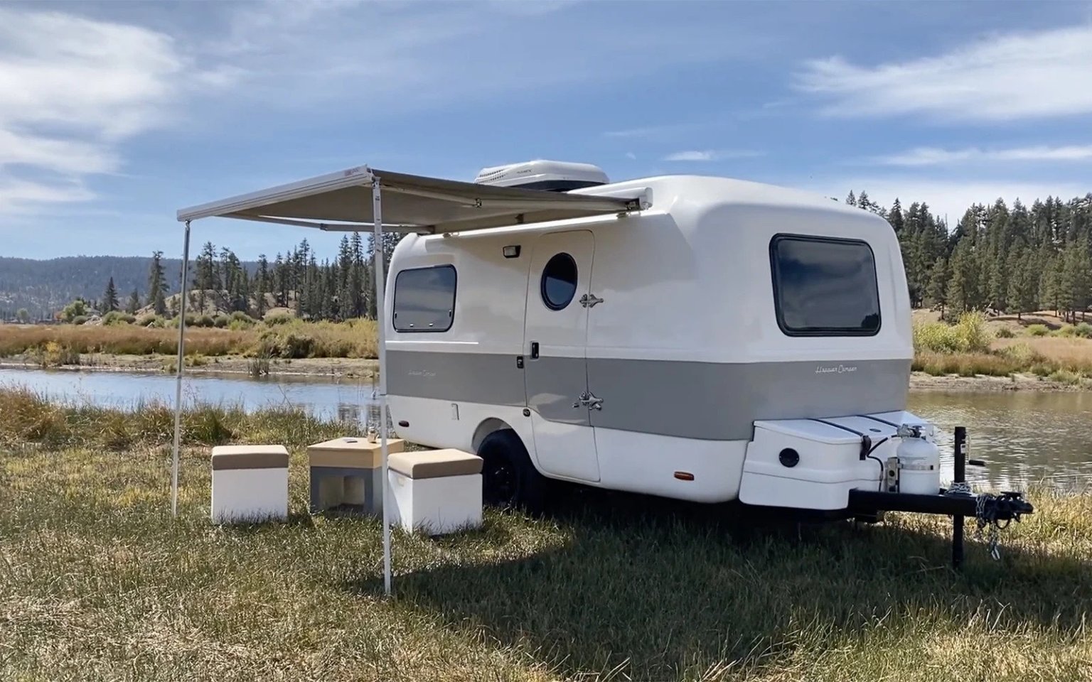 18 Smallest RVs With Shower And Toilet (Rated & Reviewed) Jeffsetter