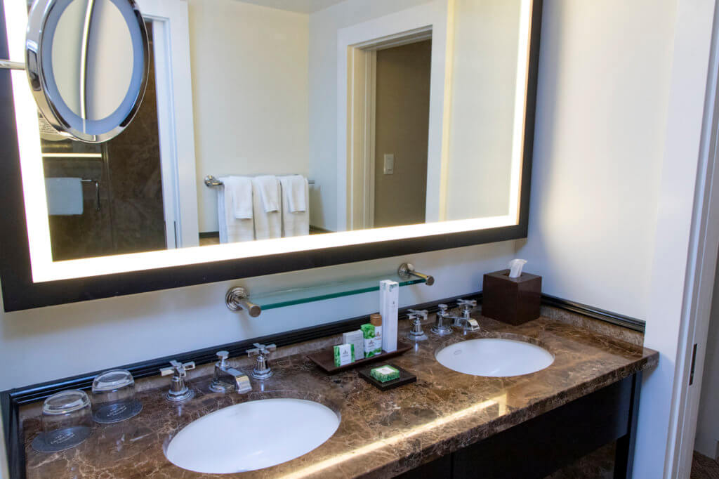 Royal Hawaiian King Kalakaua Suite bathroom