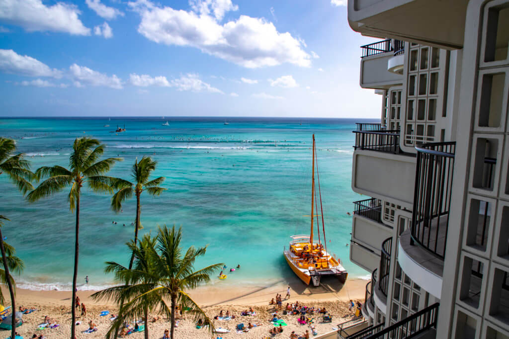 The Crowds Are Back in Waikiki