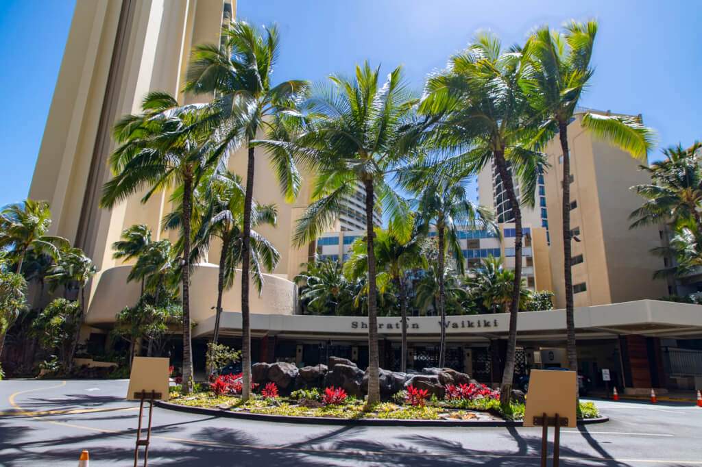 Sheraton Waikiki porte-cochere