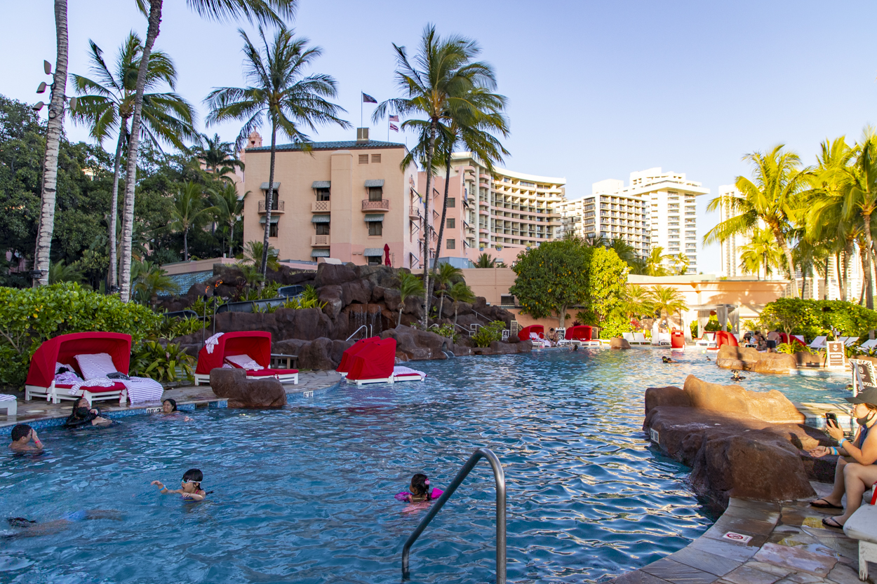 Sheraton Waikiki family pool