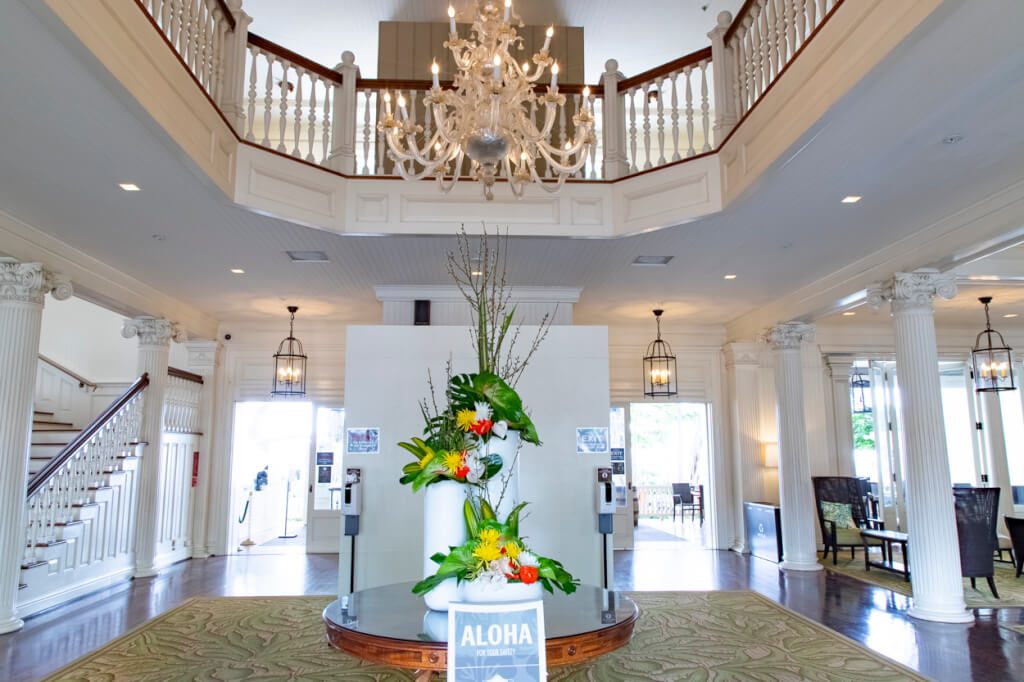 Westin Moana Surfrider Lobby