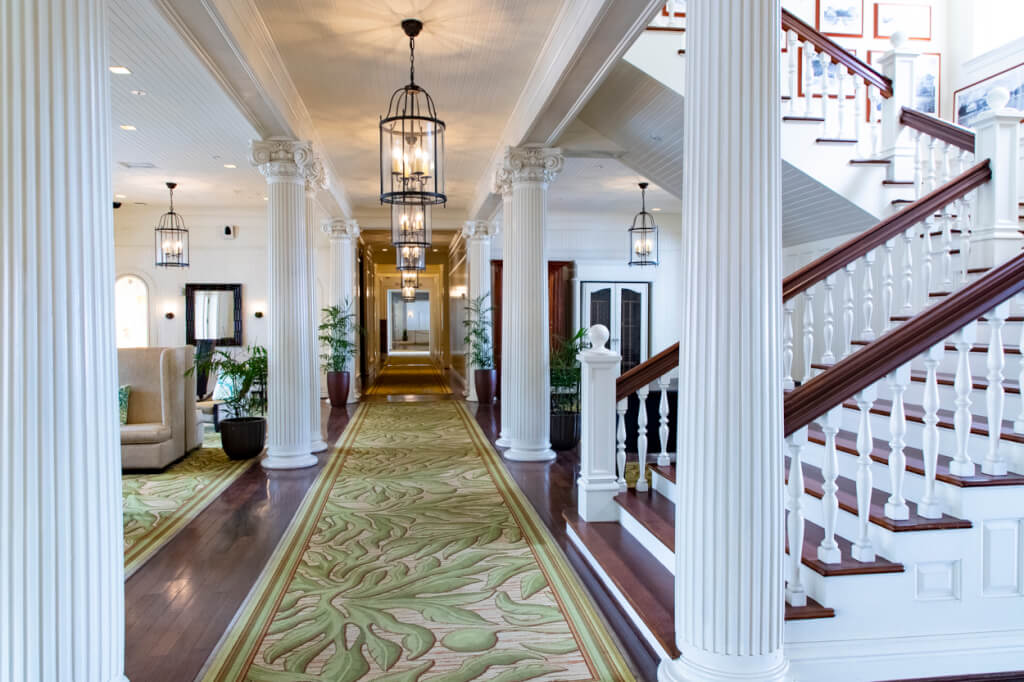 Westin Moana Surfrider Lobby