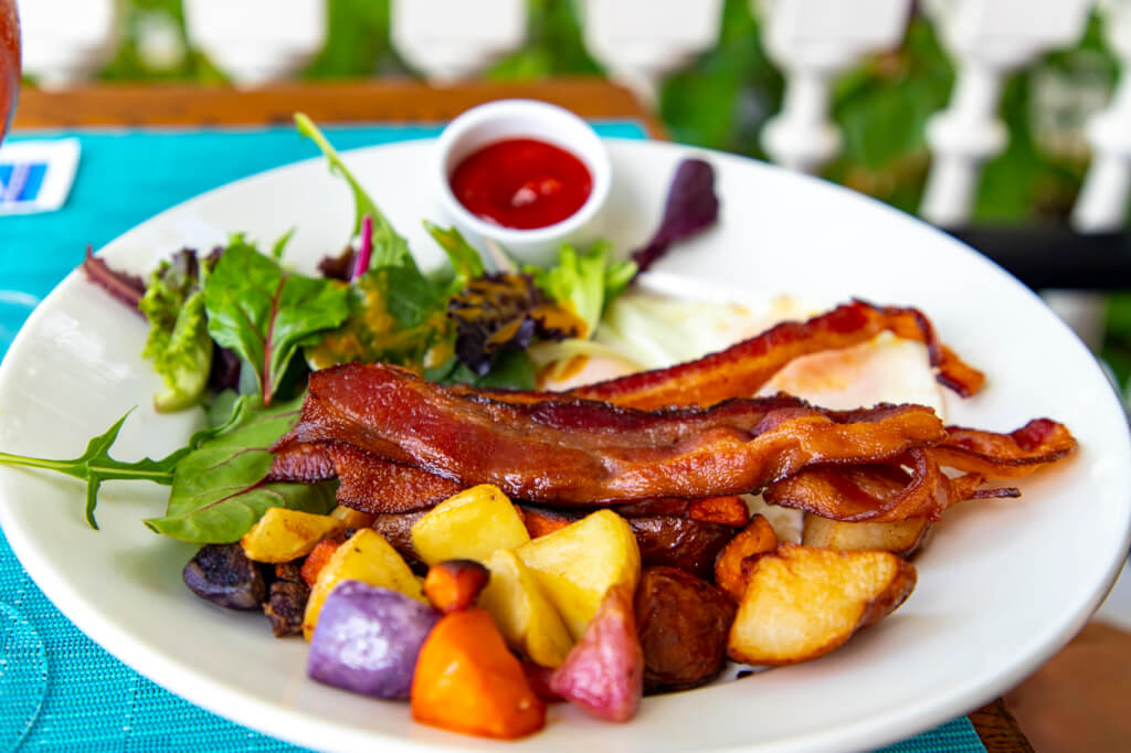 Breakfast at The Veranda at the Westin Moana Surfrider