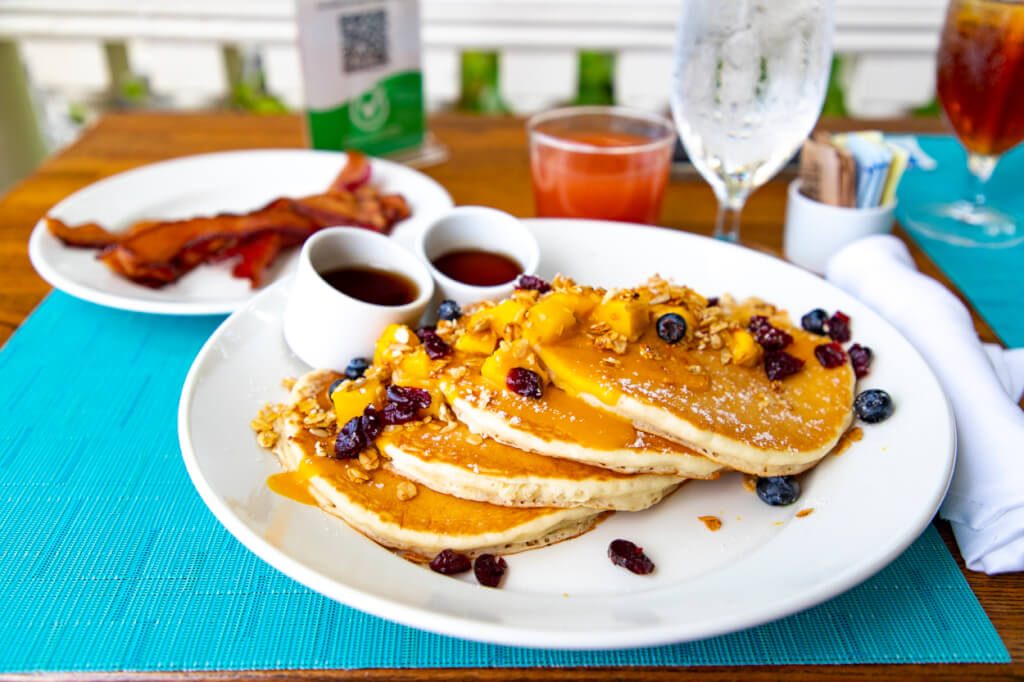 Breakfast at The Veranda at the Westin Moana Surfrider