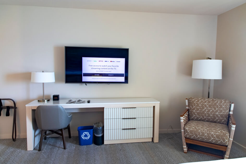 Sheraton Waikiki Double Guest room