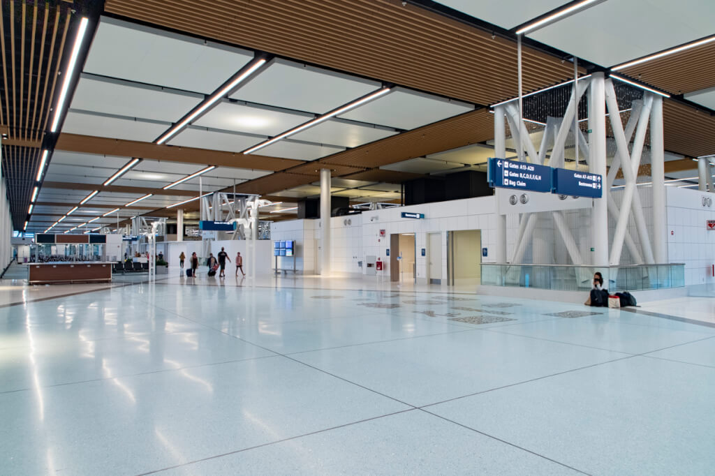 The New Honolulu Airport Mauka Concourse