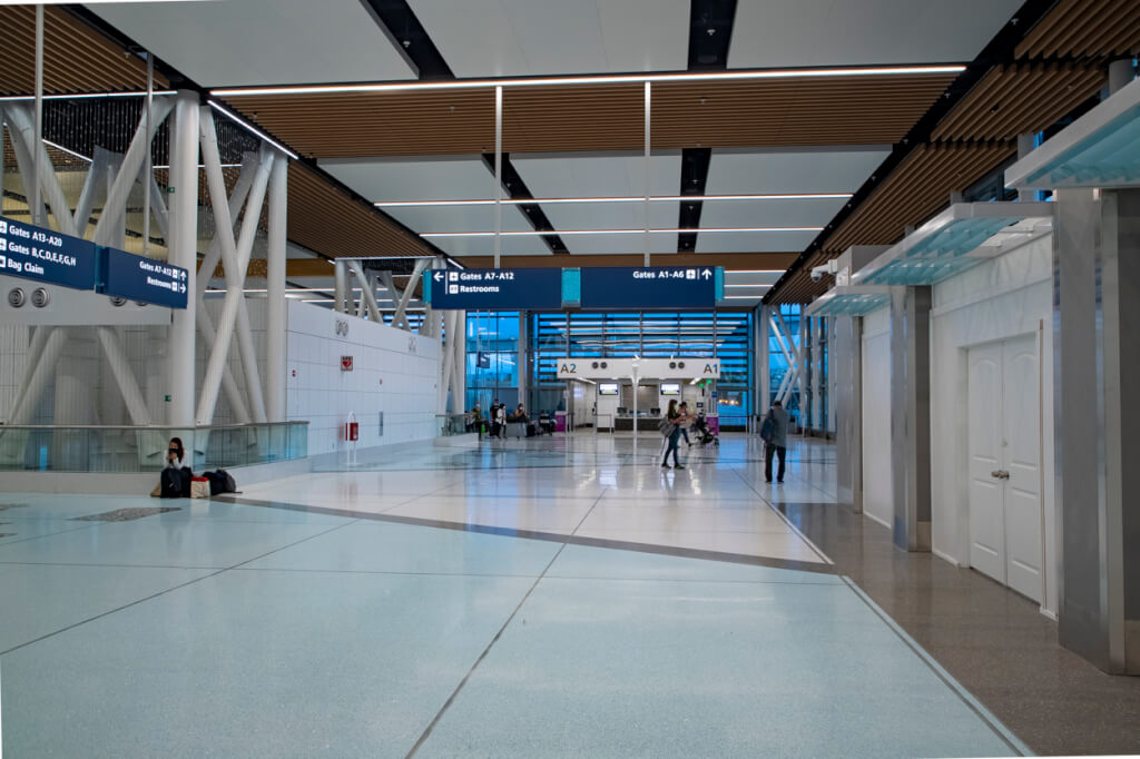 The New Honolulu Airport Mauka Concourse