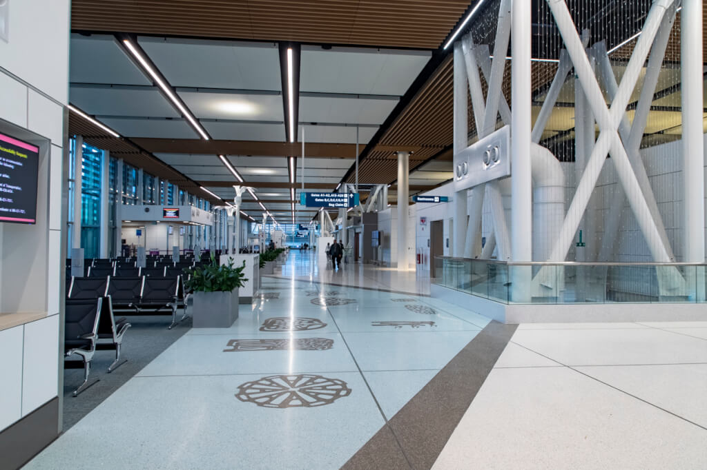 The New Honolulu Airport Mauka Concourse