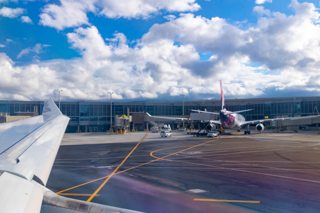 The New Honolulu Airport Mauka Concourse