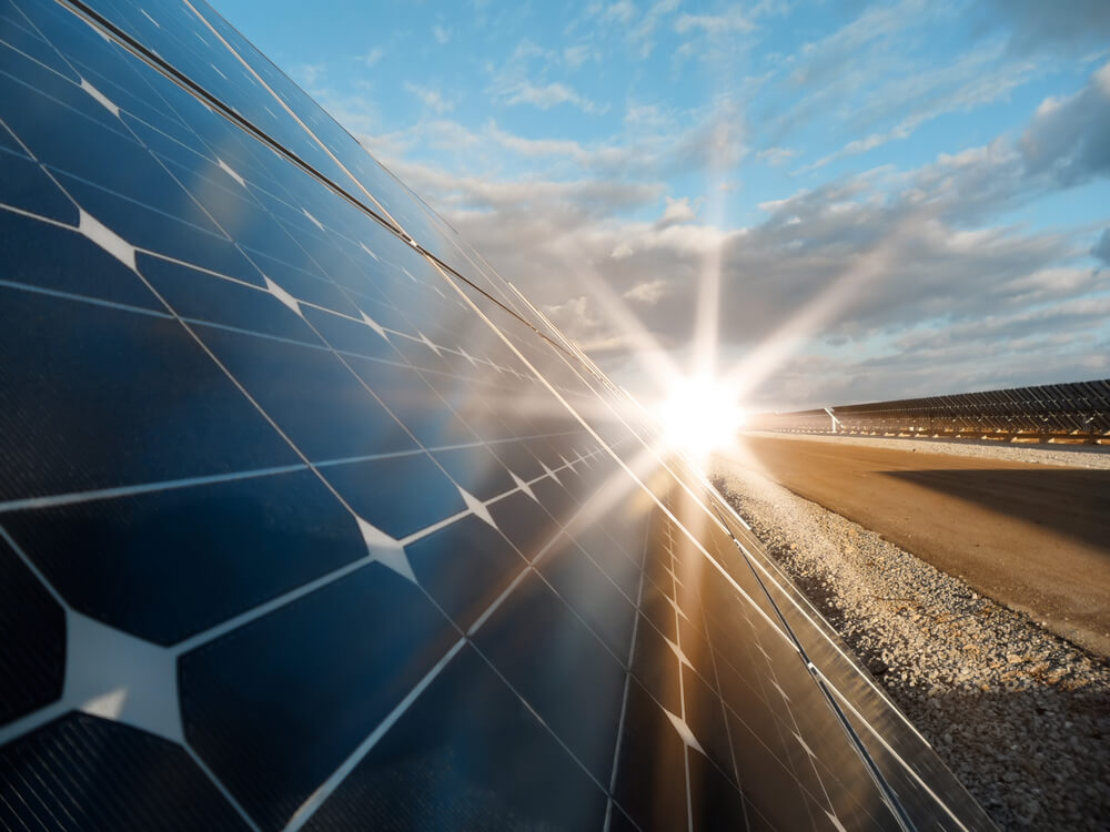 solar power providing energy to fridge/freezer