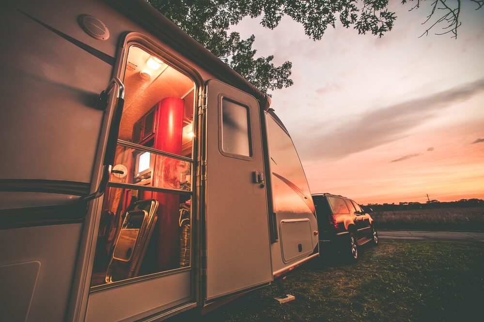 8 Best Travel Trailers Under 8000 Pounds