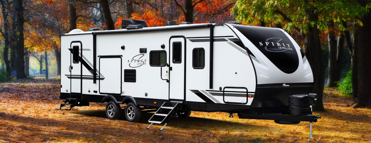 6 Best Travel Trailers for Senior Couples (Rated & Reviewed)