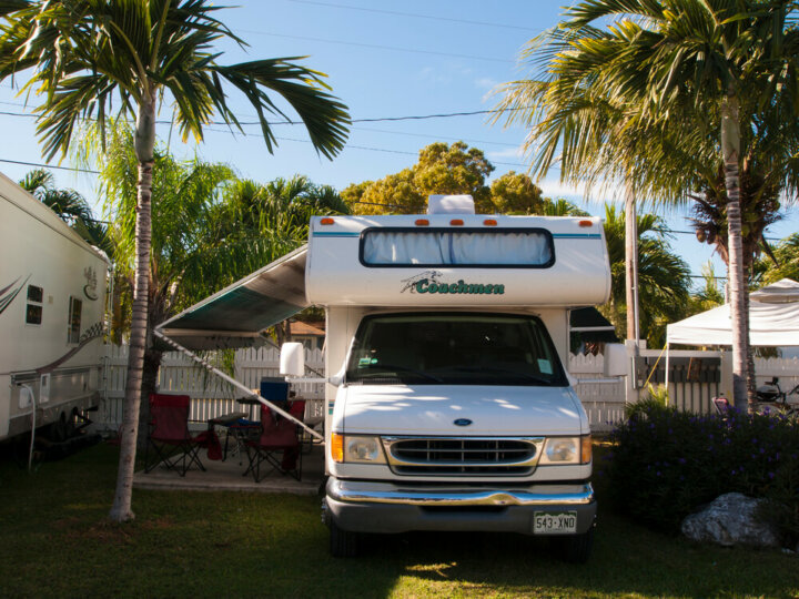 What is the Best Way to Store an RV in Florida?